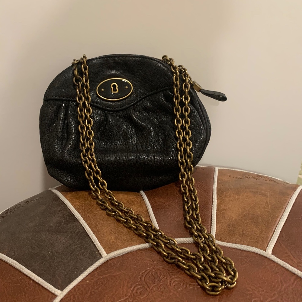 Fossil Purse Small Keyhole Black Leather Gold Tone Chain